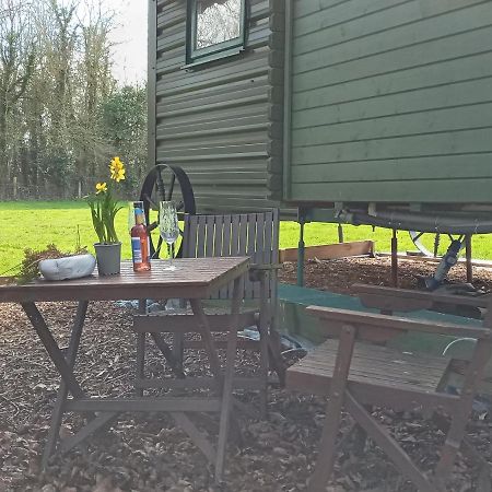 Glamping Malvern Shepherd Hut Екстер'єр фото