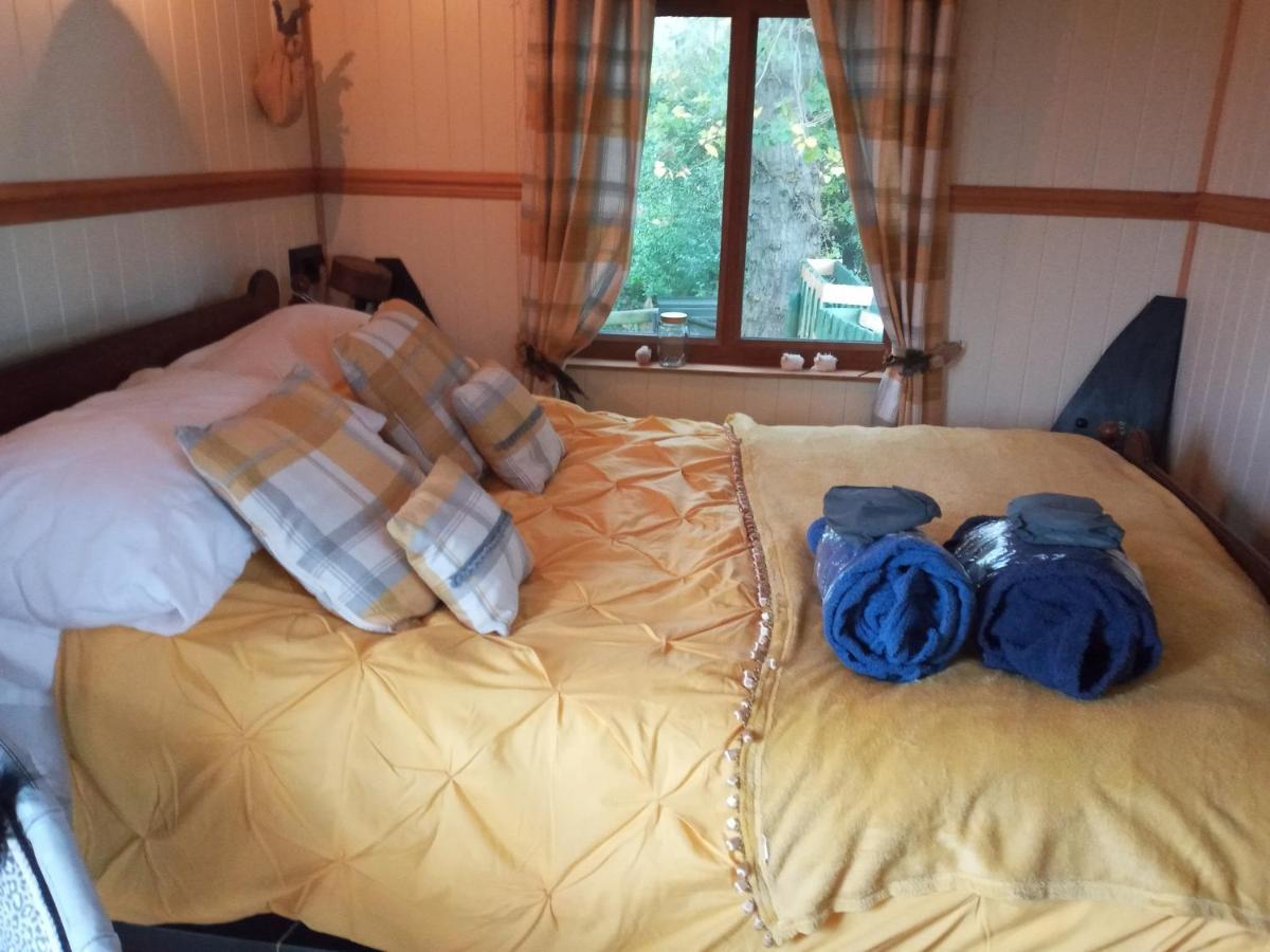 Glamping Malvern Shepherd Hut Екстер'єр фото