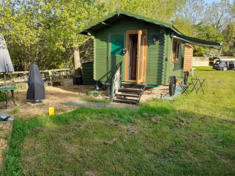 Glamping Malvern Shepherd Hut Екстер'єр фото