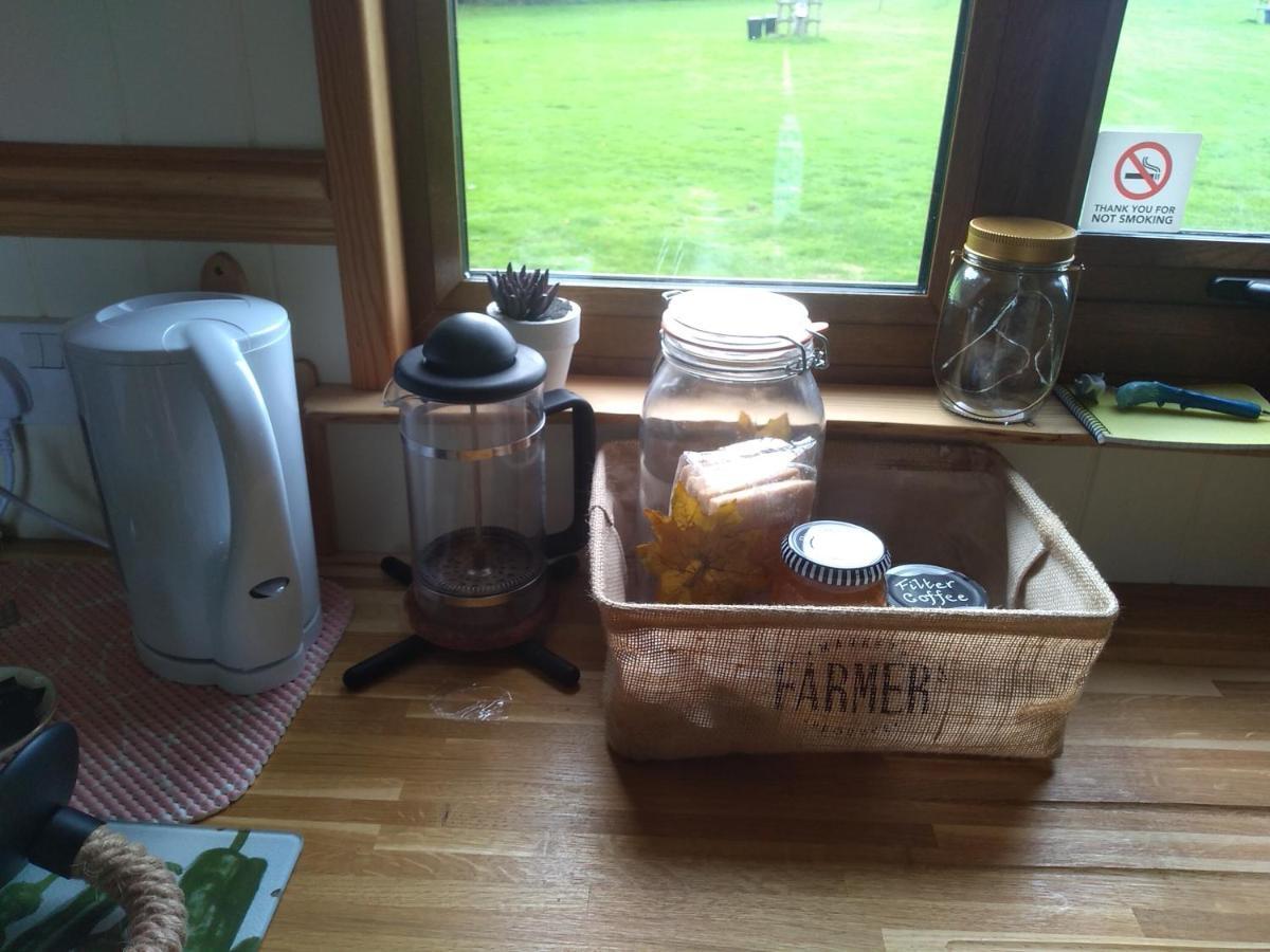 Glamping Malvern Shepherd Hut Екстер'єр фото